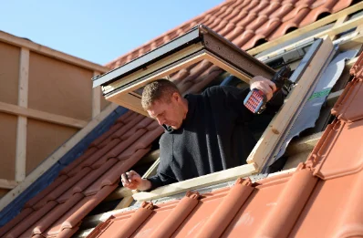 Pose de fenêtres de toit Velux à Camiran